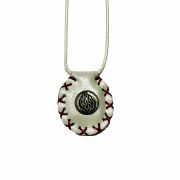 Kaméa Blanche nacrée fil Bordeau